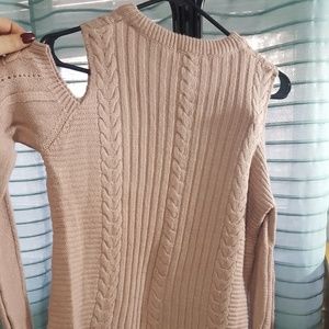 Dusty pink cold shoulder sweater